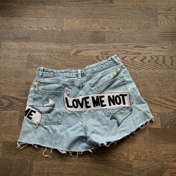 Topshop Jean Shorts - Picture 2 of 2